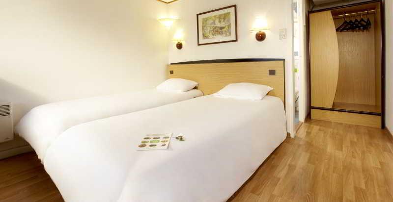 Campanile Bordeaux Est - Artigues Hotel Екстериор снимка