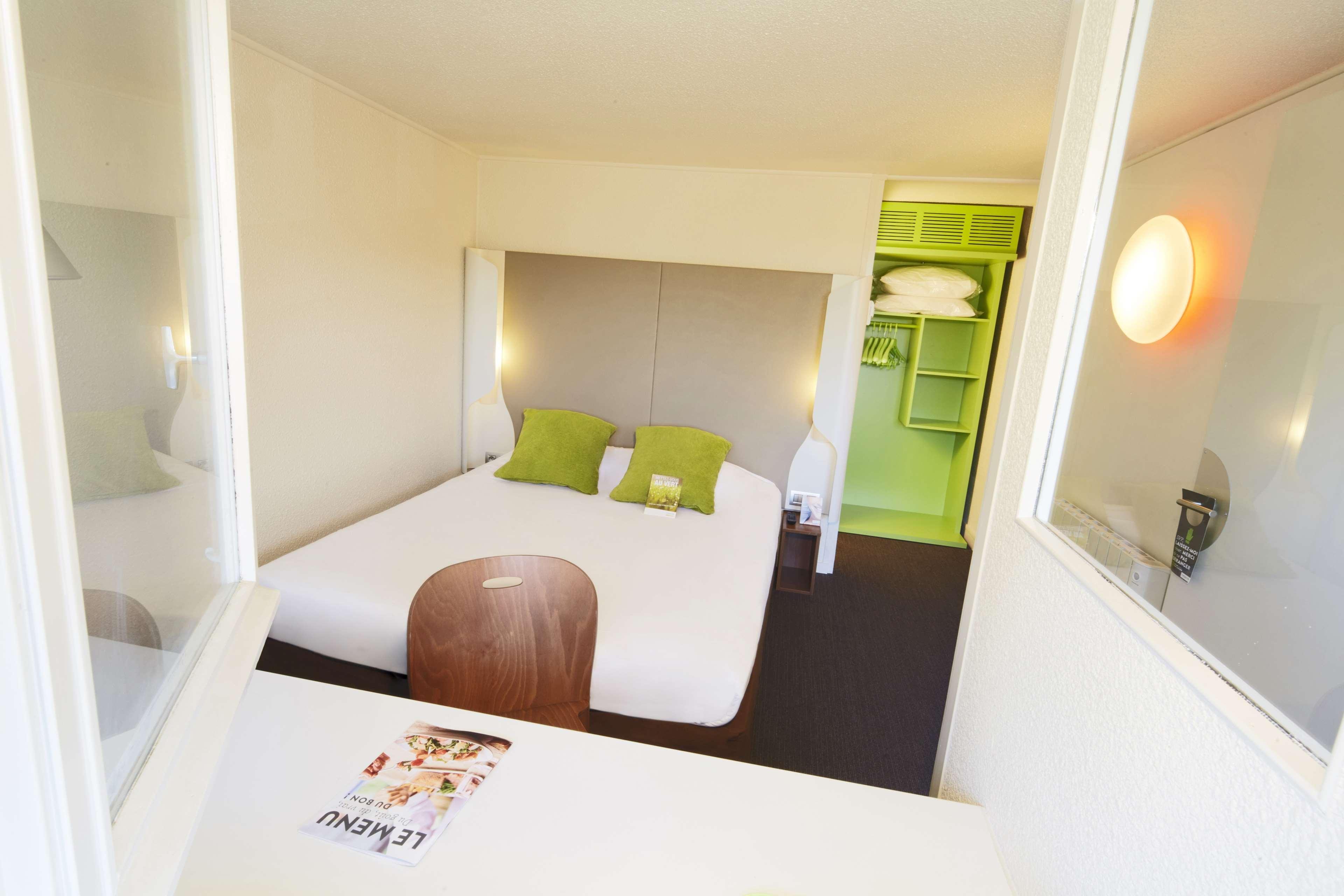 Campanile Bordeaux Est - Artigues Hotel Екстериор снимка