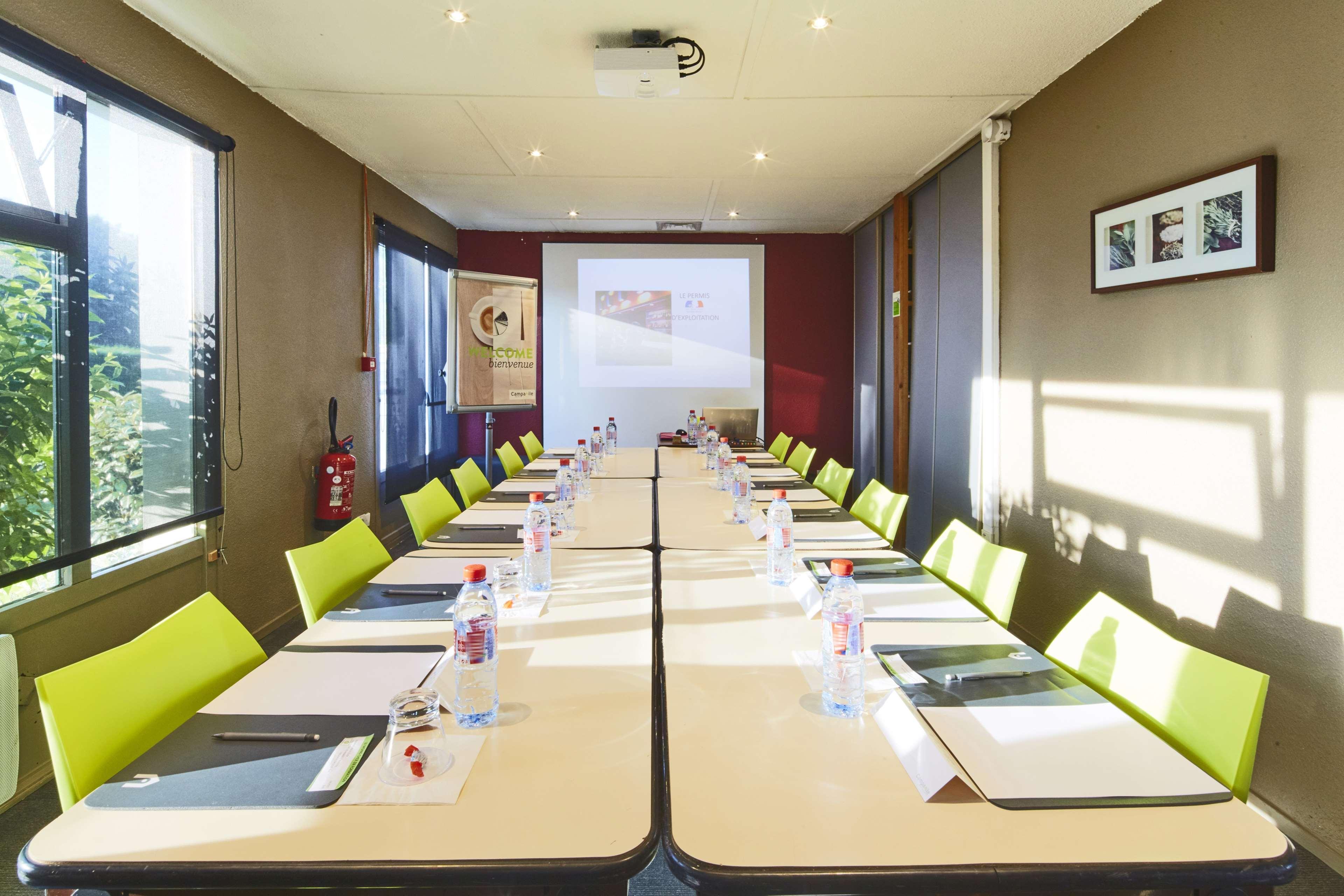 Campanile Bordeaux Est - Artigues Hotel Екстериор снимка