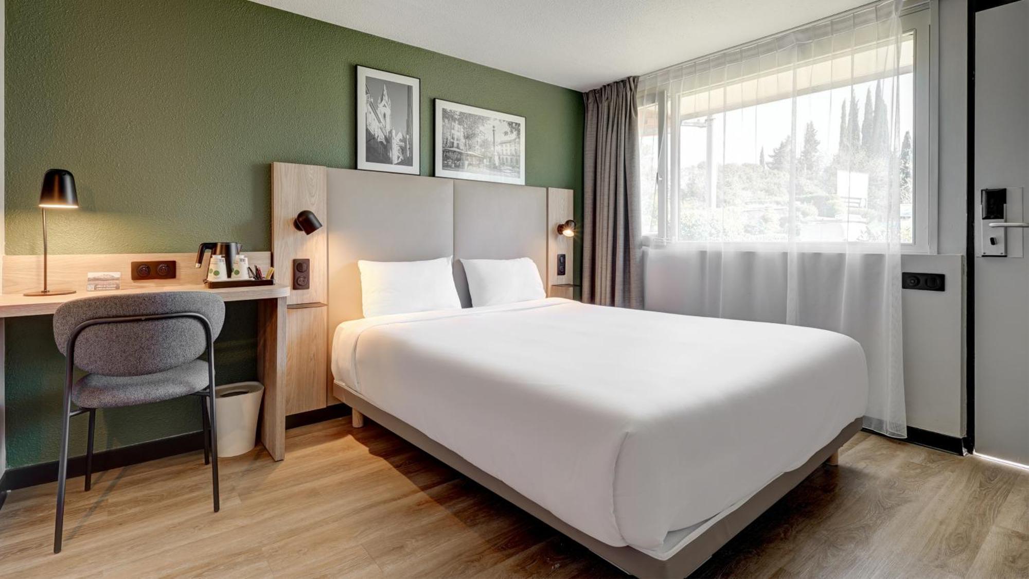 Campanile Bordeaux Est - Artigues Hotel Екстериор снимка